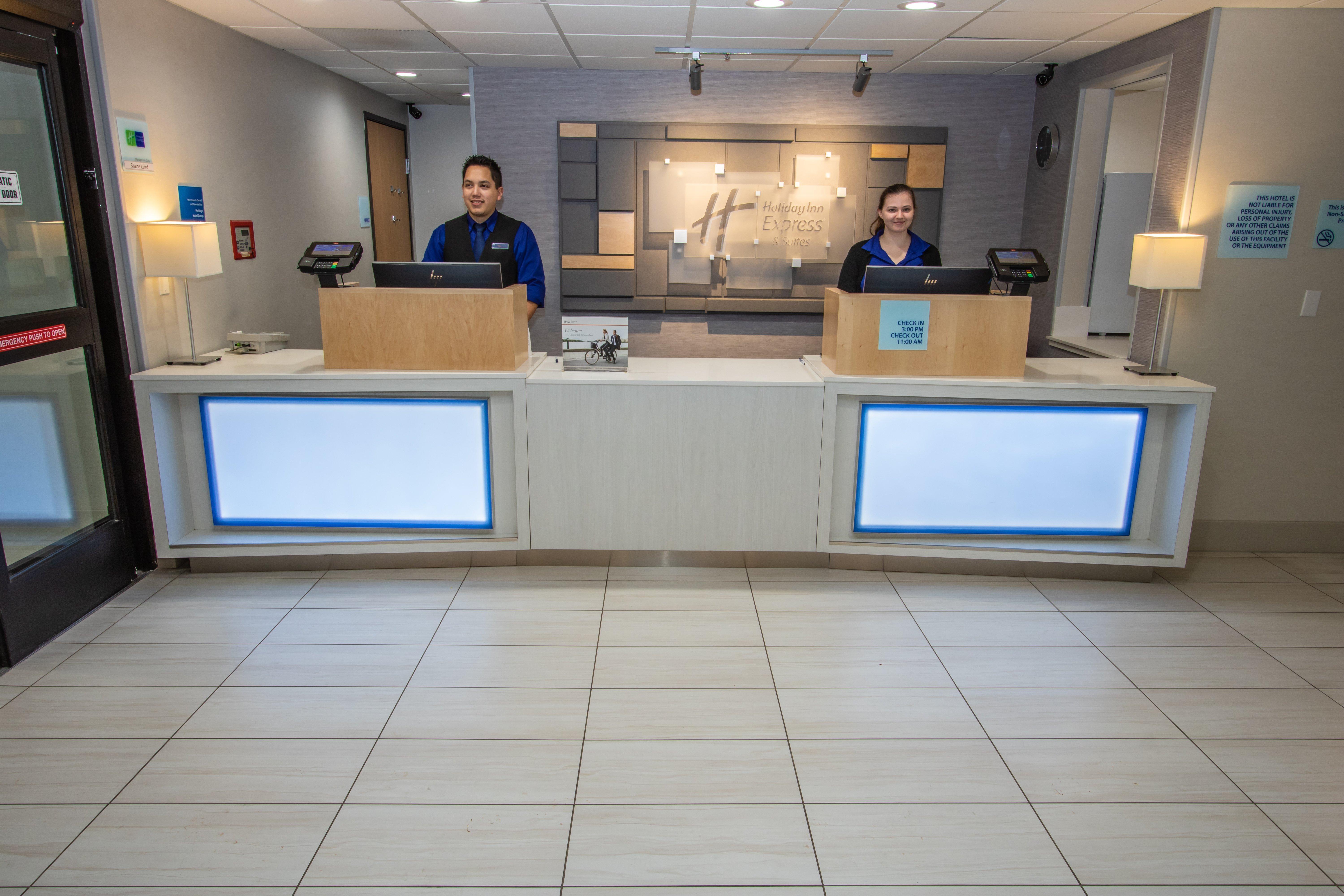 Holiday Inn Express Hotel & Suites Roseville - Galleria Area By Ihg Kültér fotó