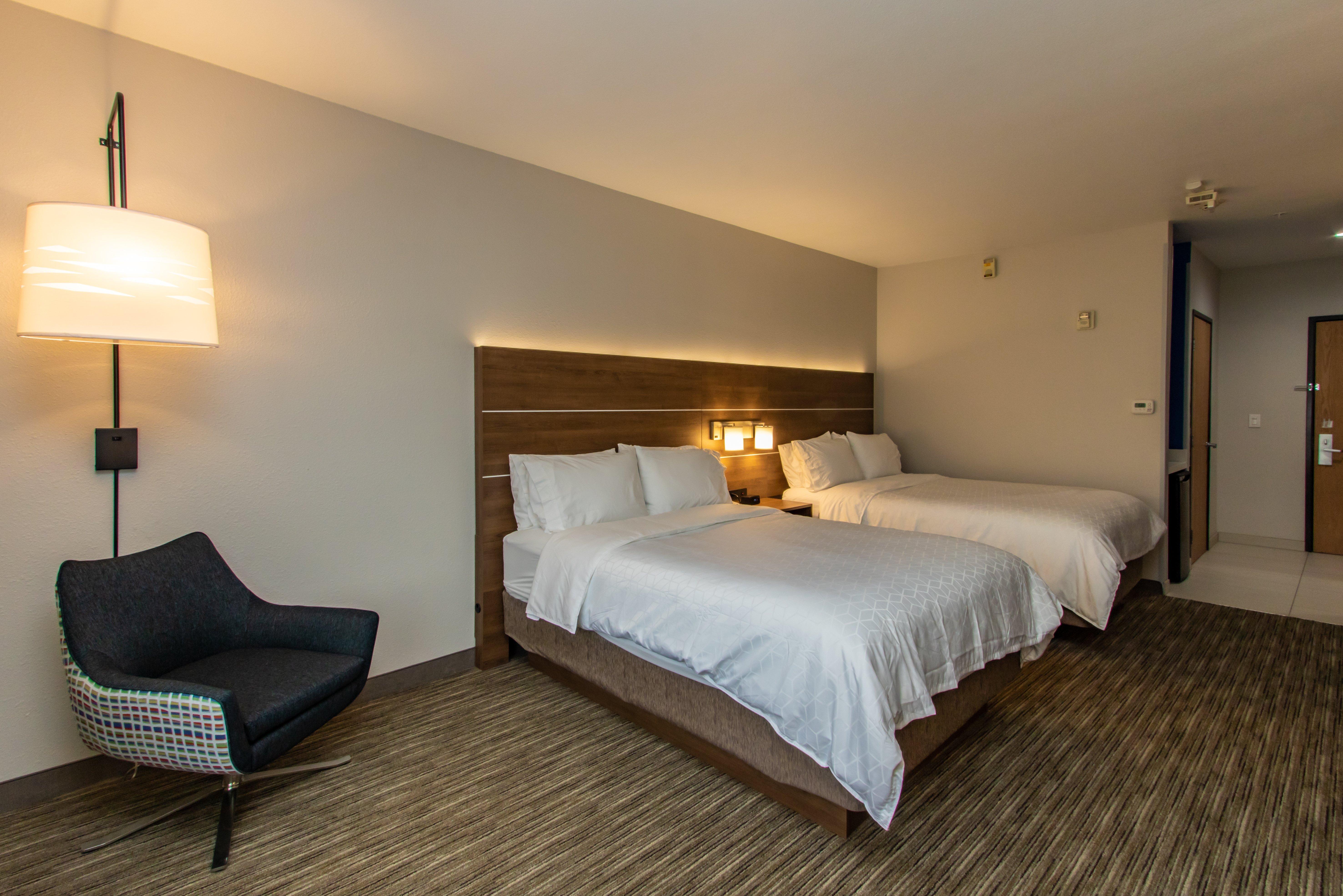 Holiday Inn Express Hotel & Suites Roseville - Galleria Area By Ihg Kültér fotó